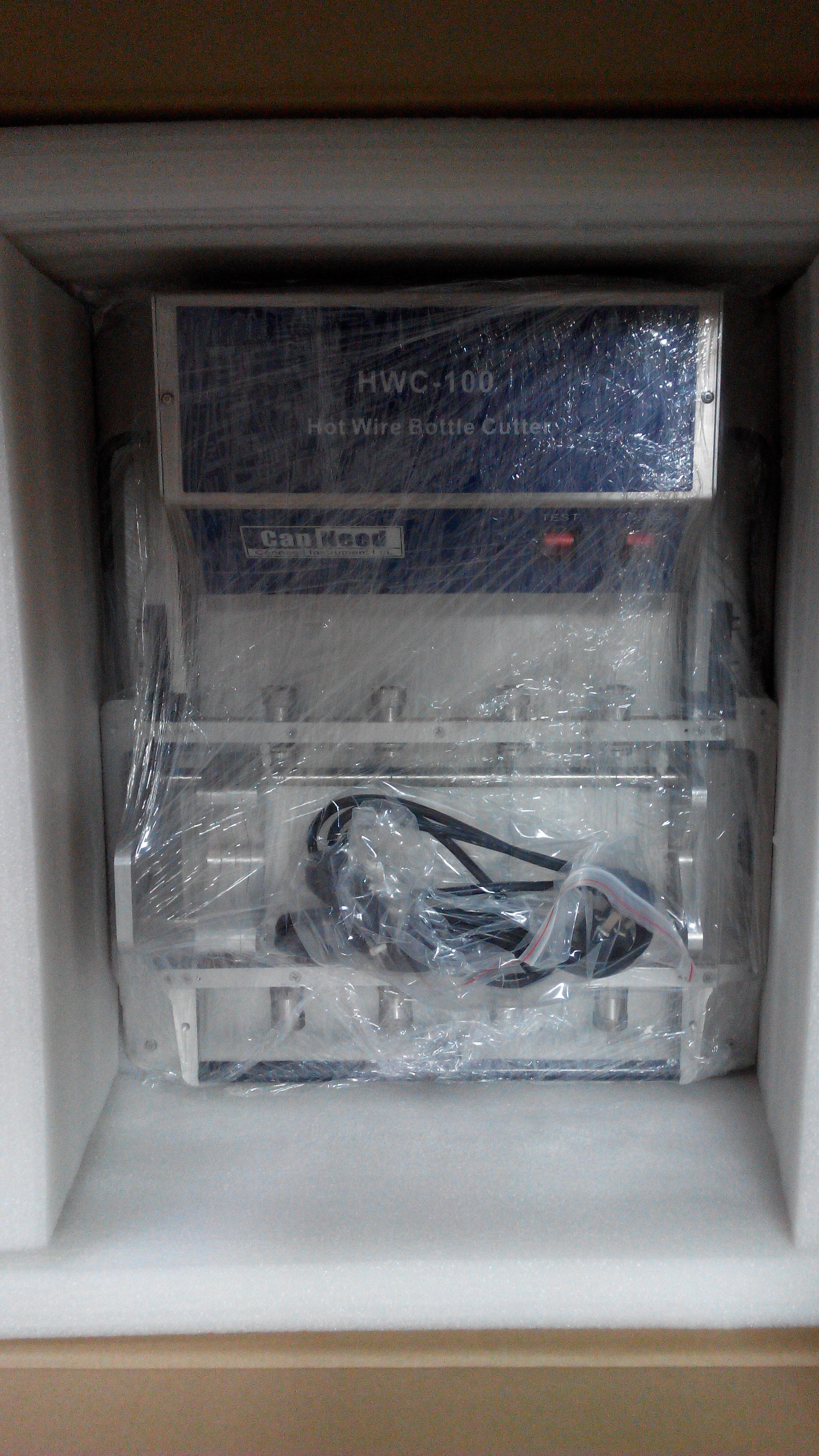 XF801-HWC-100 塑料瓶分(fēn)段切割機